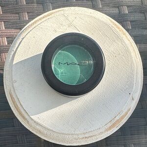 Vintage MAC Cosmetics #383 Melody Screw Top Shadow